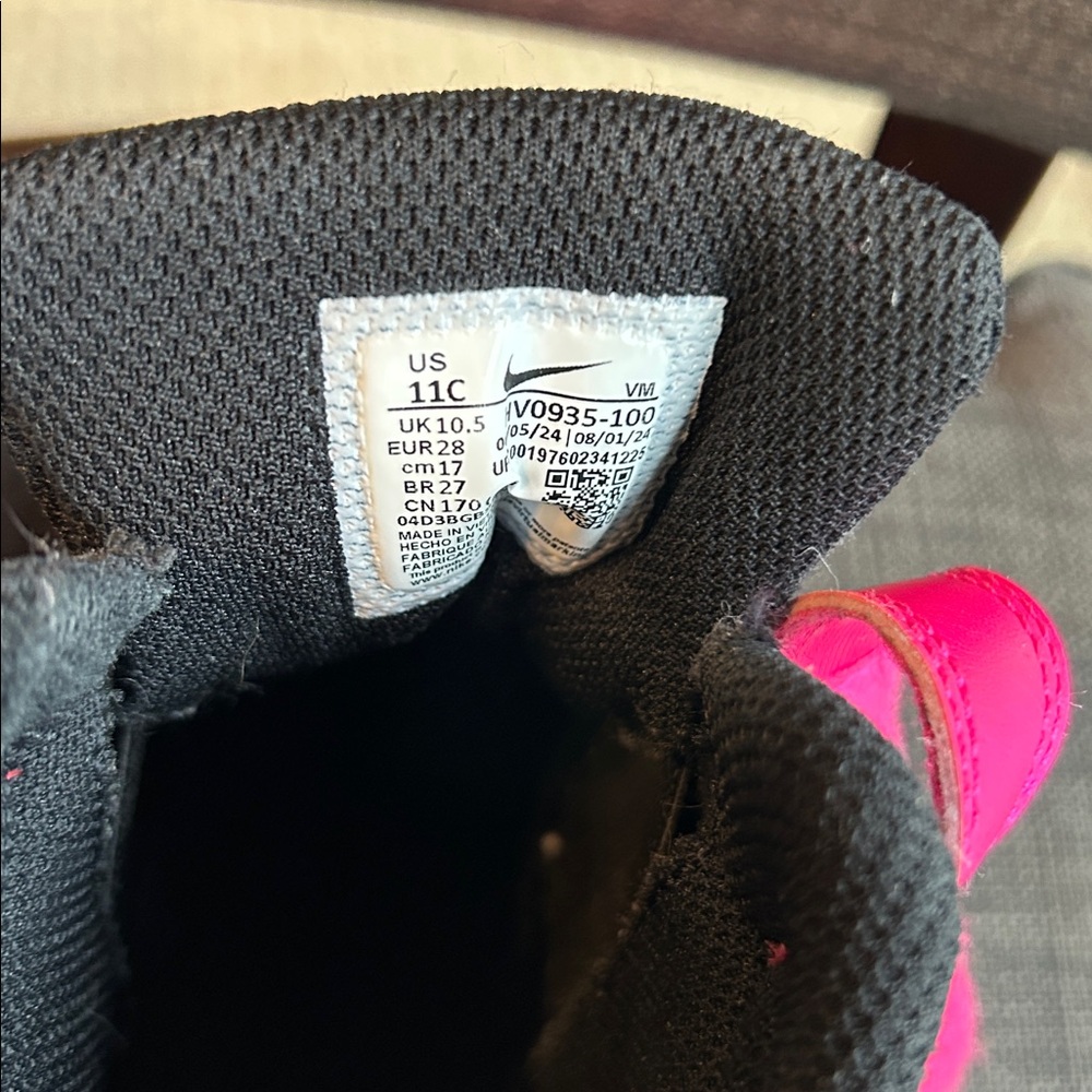 Nike Kids' Court Borough Mid 2 Basketball Shoe Black/White/Pink 11Toddler - Picture 8 of 8